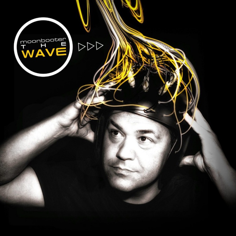 moonbooter - The Wave - zum Schließen ins Bild klicken
